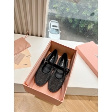 Miu Miu flat shoes